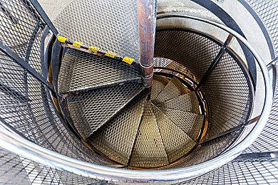 《如龙8外传》的体量相比前作外传来说要更大一些